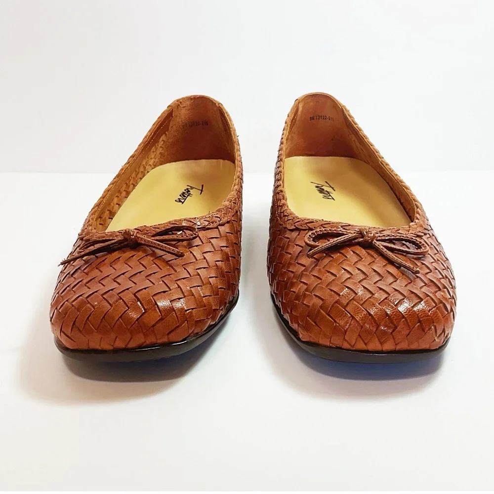 Trotters Gillian Woven Leather Bow Square Toe Ballet Flats